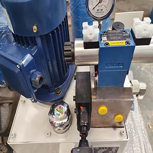 液壓系統(tǒng) 液壓系統(tǒng)